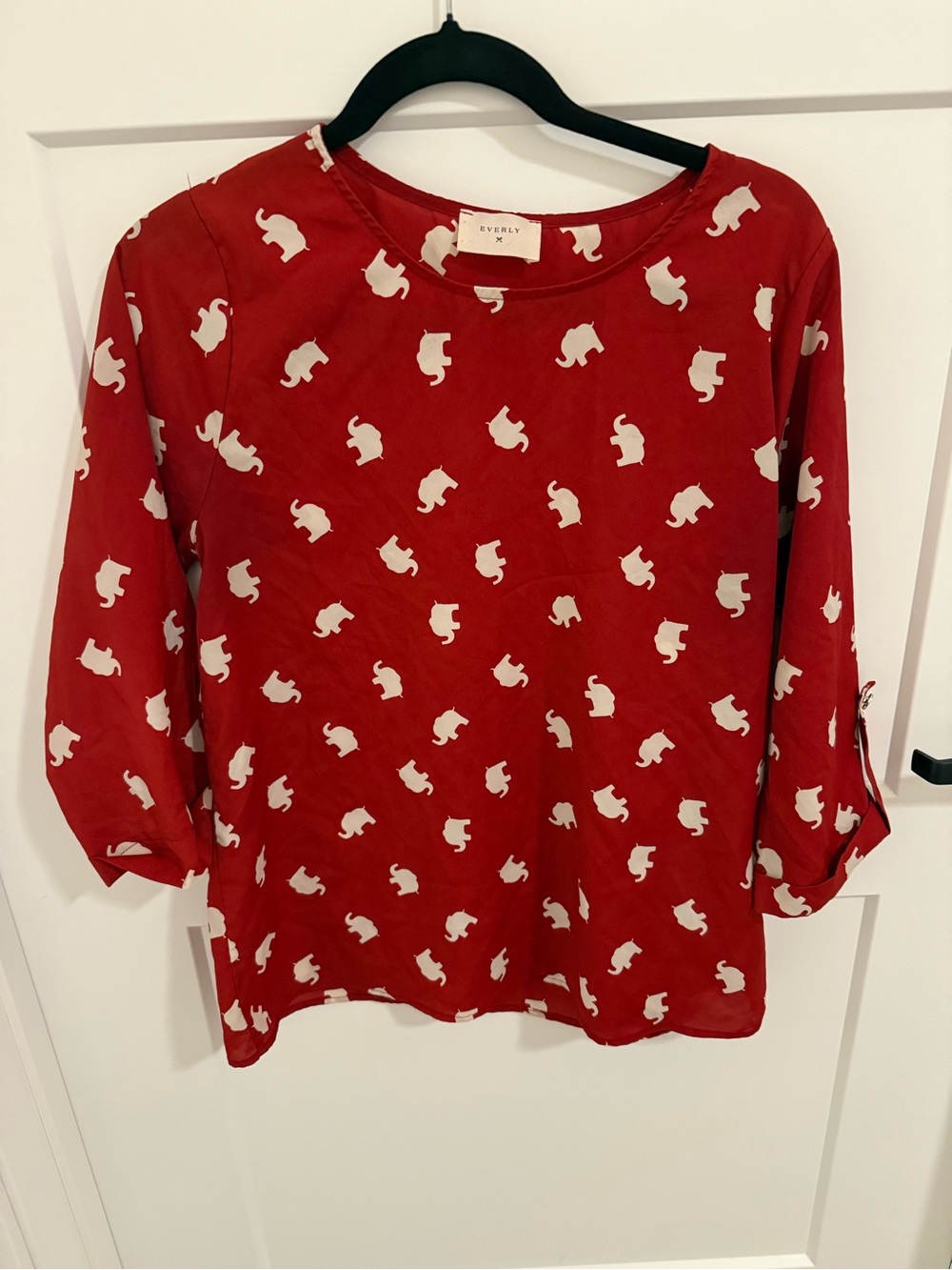 Everly Elephant Print Blouse Women’s Medium Red White 3/4 Sleeve Made in USA